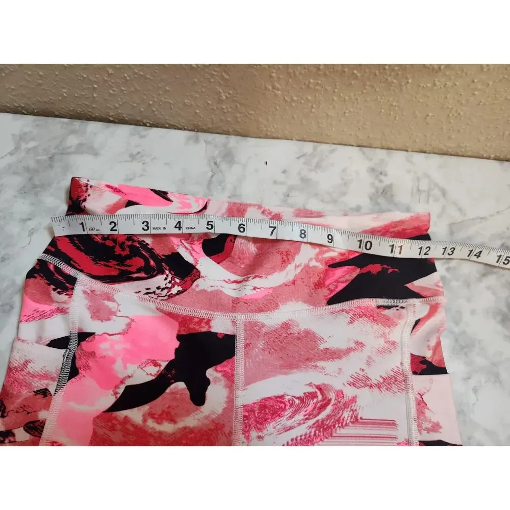 Under Armour Heatgear Women's Pink Printed Compression Crop Leggings‎ Size Small
